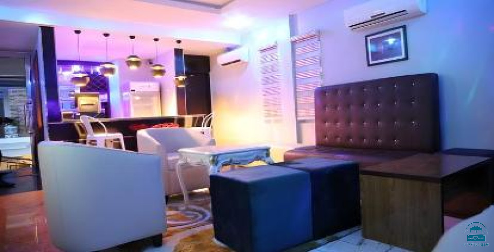 The Kiniz bar and lounge
